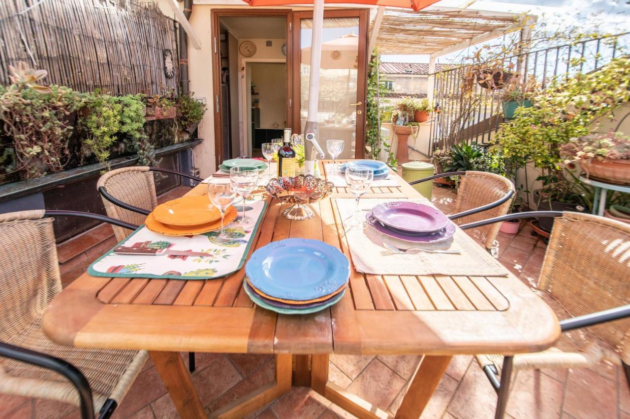 Residenza Al Pavone Luxury With Terrace Apartment ลุคคา ภายนอก รูปภาพ