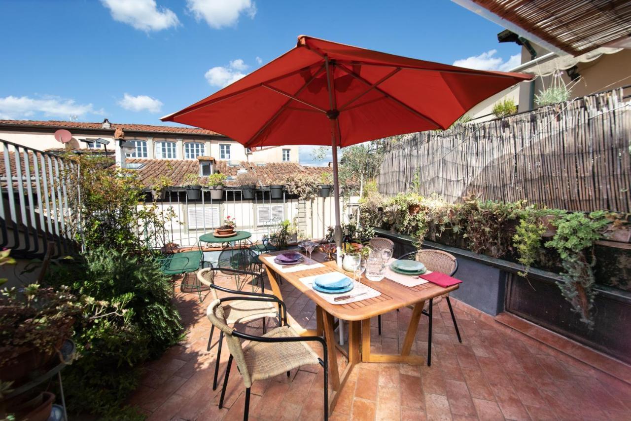 Residenza Al Pavone Luxury With Terrace Apartment ลุคคา ภายนอก รูปภาพ