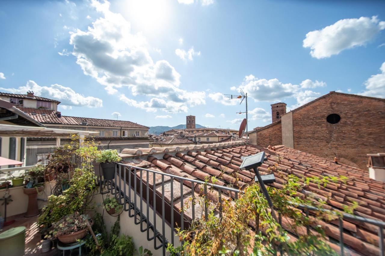 Residenza Al Pavone Luxury With Terrace Apartment ลุคคา ภายนอก รูปภาพ