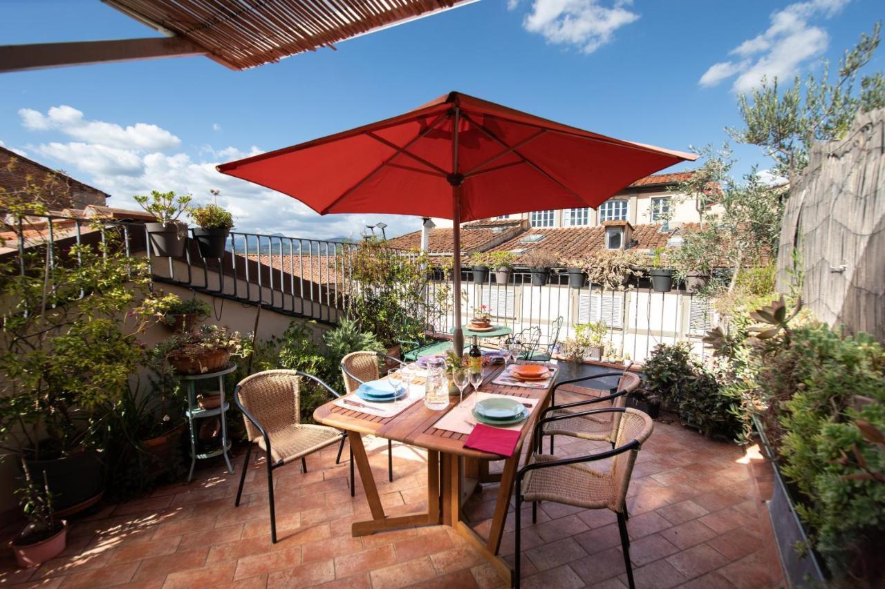 Residenza Al Pavone Luxury With Terrace Apartment ลุคคา ภายนอก รูปภาพ