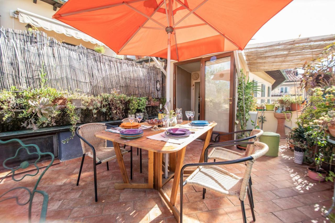 Residenza Al Pavone Luxury With Terrace Apartment ลุคคา ภายนอก รูปภาพ