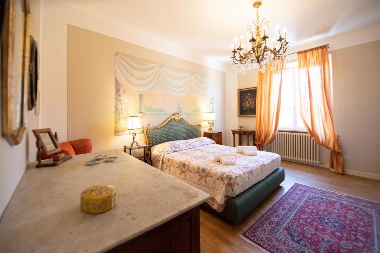 Residenza Al Pavone Luxury With Terrace Apartment ลุคคา ภายนอก รูปภาพ